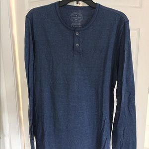 American Eagle Men’s Knit long Sleeve